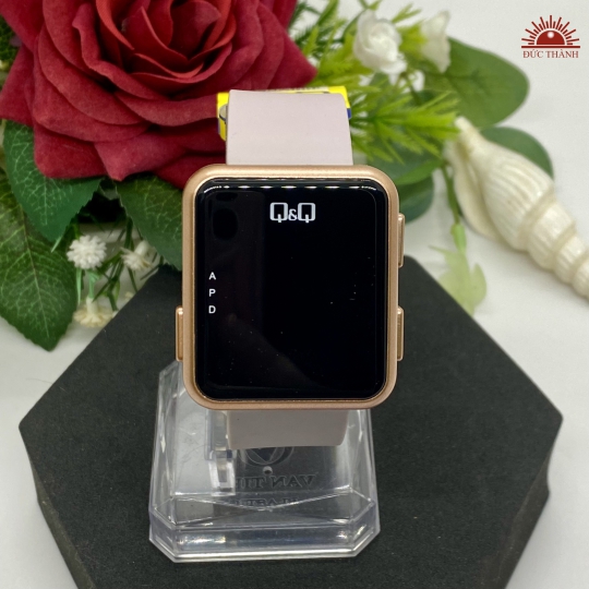 Đồng Hồ Điện Tử QQ M197J005Y
