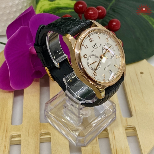 Đồng Hồ Tự Động IWC Schaffhausen Niềng Vàng Đồng.