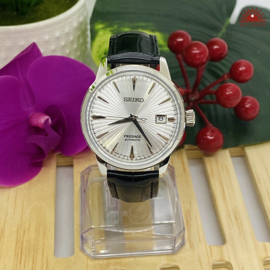 Đồng Hồ Tự Động Seiko Niềng Inox Mặt Trắng Bạc