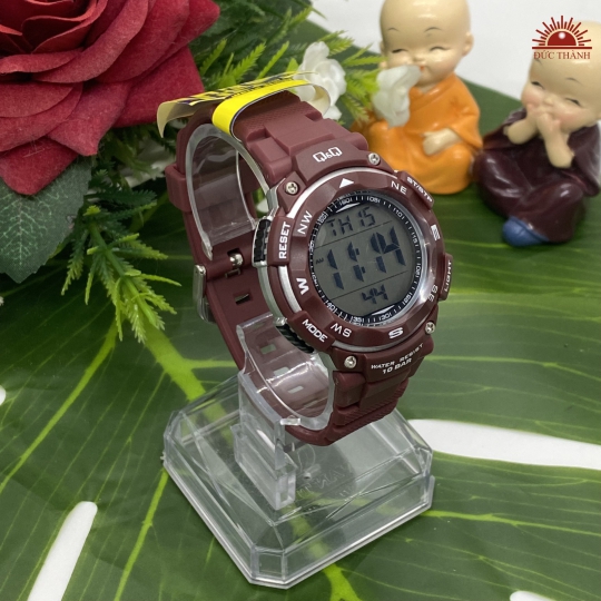 Đồng Hồ Điện Tử Q&Q Đỏ