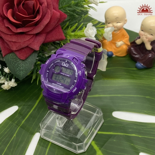 Đồng Hồ Điện Tử Q&Q Tím