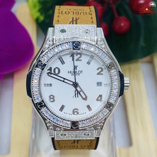 Đồng Hồ Nữ Hublot - Vendome - 58288 - Trắng