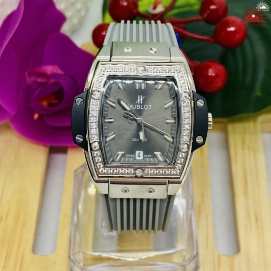Đồng Hồ Nữ Hublot -N01 - Geneve Collection 567