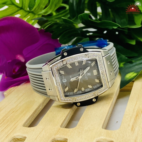 Đồng Hồ Nữ Hublot -N01 - Geneve Collection 567