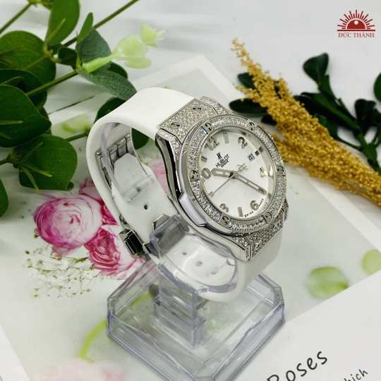 Đồng hồ Nữ Hublot Geneve 582888 - Full Trắng Đá