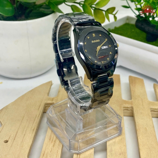 Đồng Hồ Nữ Rado- Mặt Đen Niềng Đen Đá Sapphire - 88067L
