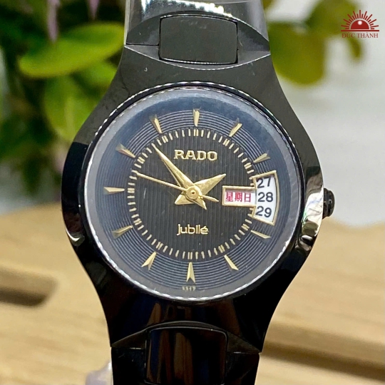 Đồng Hồ Nữ Đá Đúc Rado- Mặt Đen 653GHM