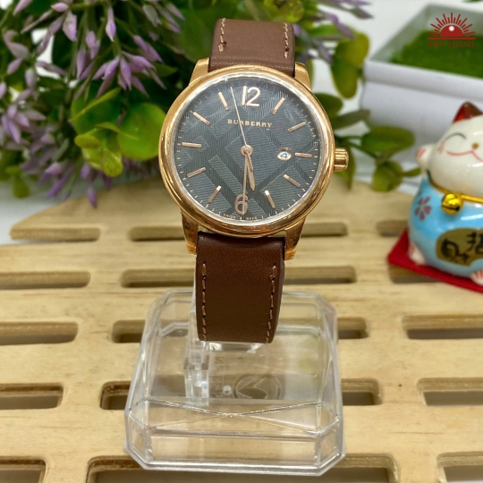 Đồng Hồ Nữ Burberry - Mặt Đen Niềng Vàng - BU10119