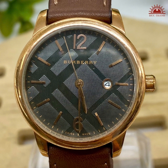 Đồng Hồ Nữ Burberry - Mặt Đen Niềng Vàng - BU10119
